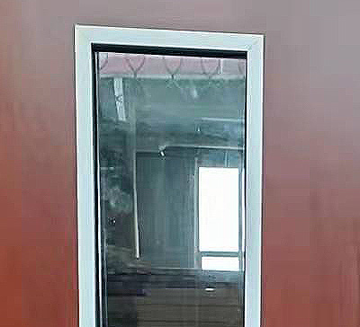 钢化玻璃窗口